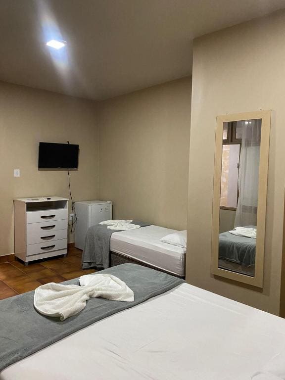 Family Room room - Image 2
