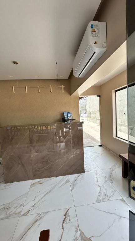 Suite room - Image 2