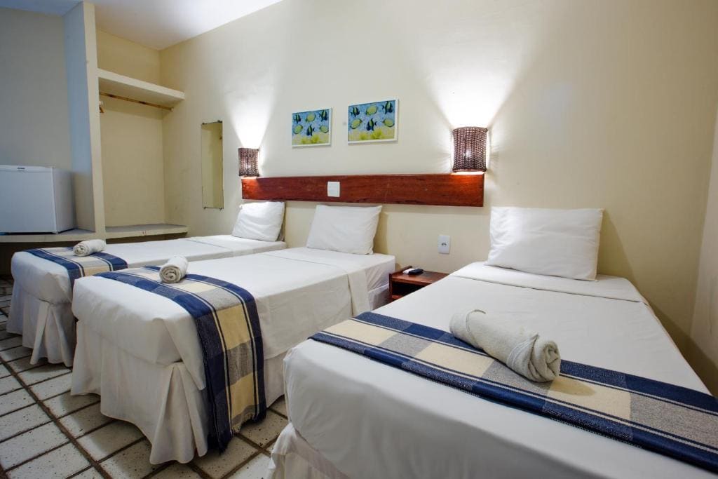 Standard Triple Room room - Image 2