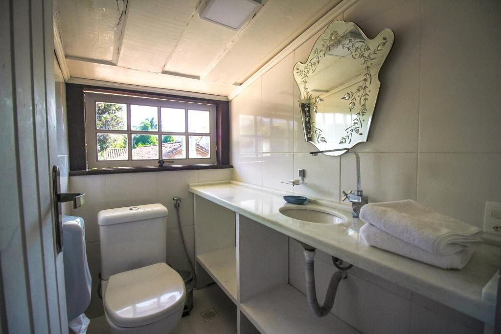 Standard Quadruple Room room - Image 2