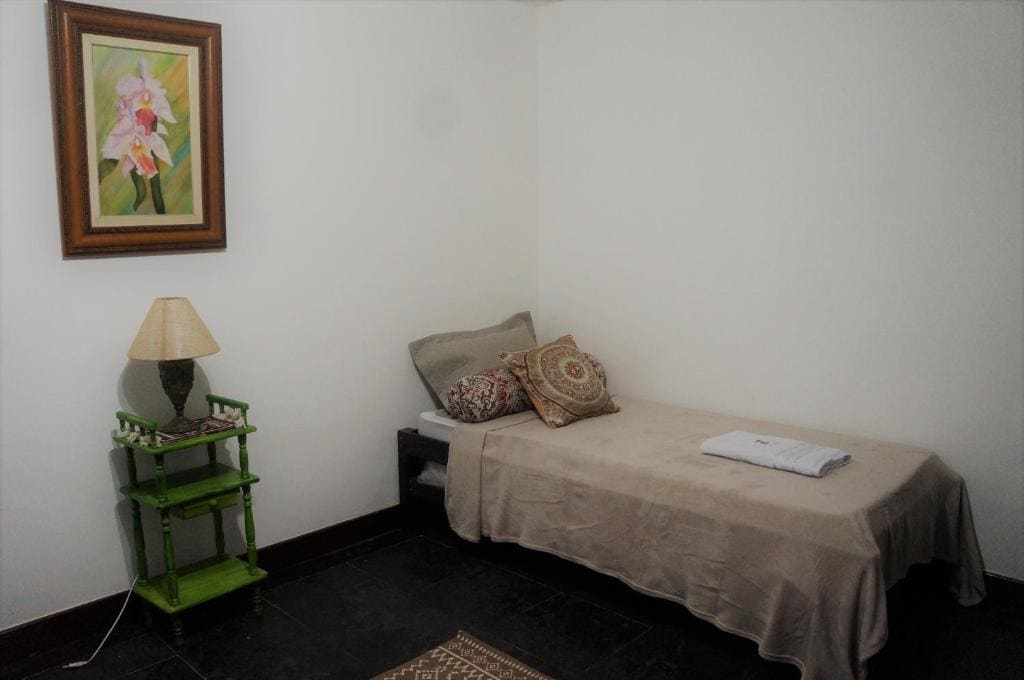 Deluxe Family Room room - Image 2