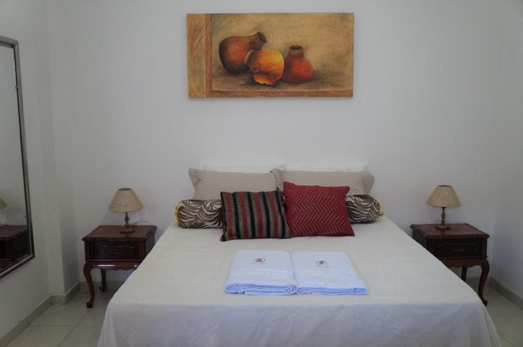 Triple Room with Pool View room - Image 2