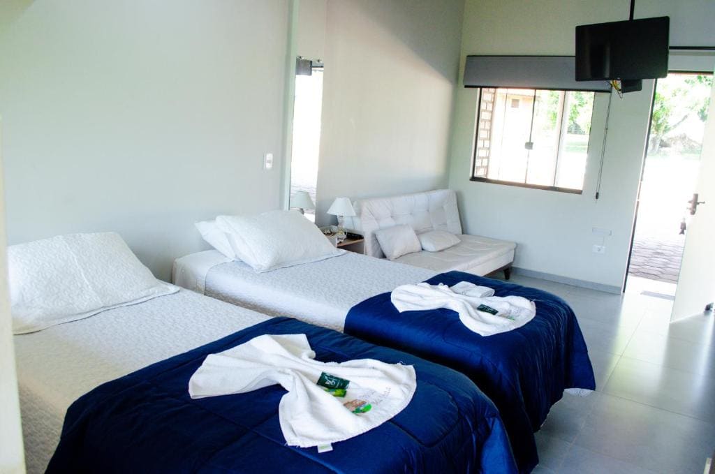 Double Room with Balcony room - Image 2