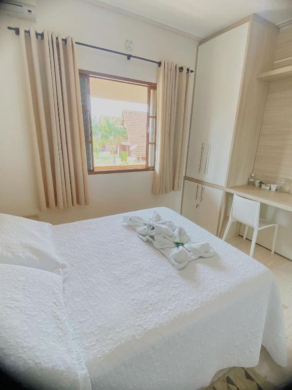 Standard Triple Room room - Image 2