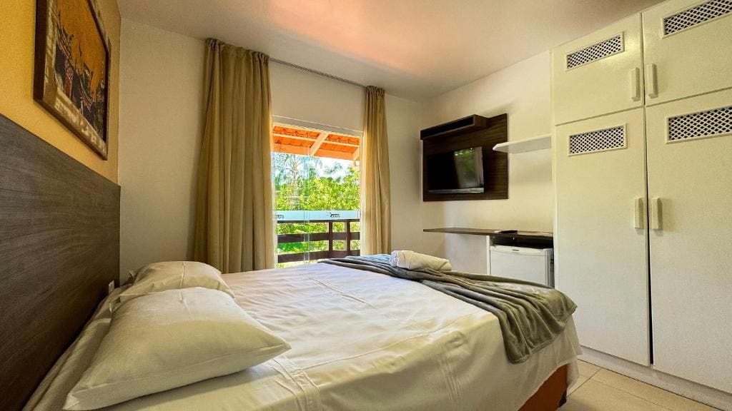 One-Bedroom Suite room - Image 3