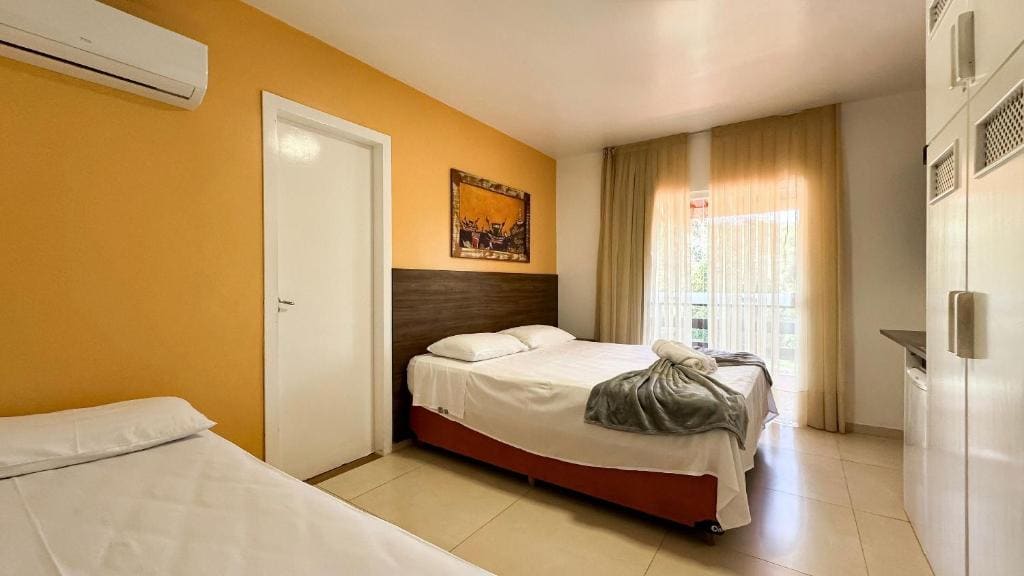 One-Bedroom Suite room - Image 2