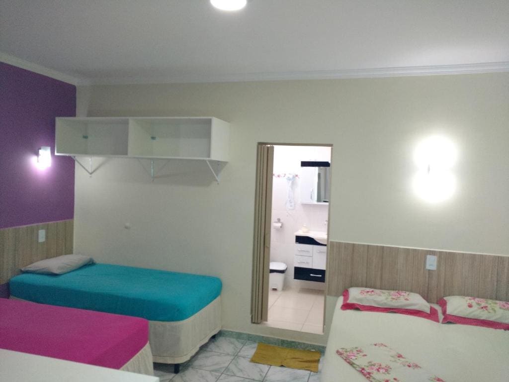 Standard Family Room room - Image 1