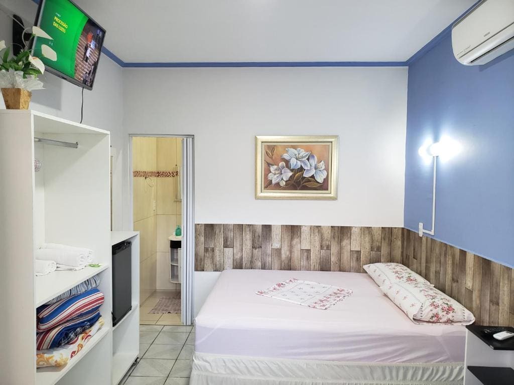 Double or Twin Room with Air Conditioning room - Image 3