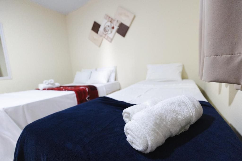 Standard Triple Room room - Image 2