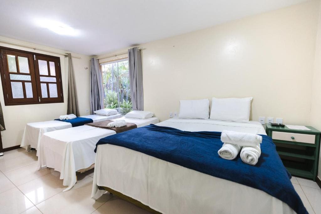 Comfort Quadruple Room room - Image 1