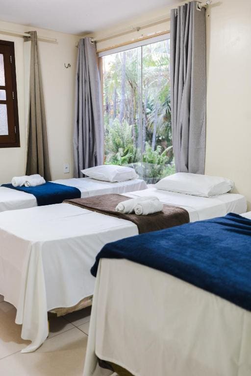 Comfort Quadruple Room room - Image 2