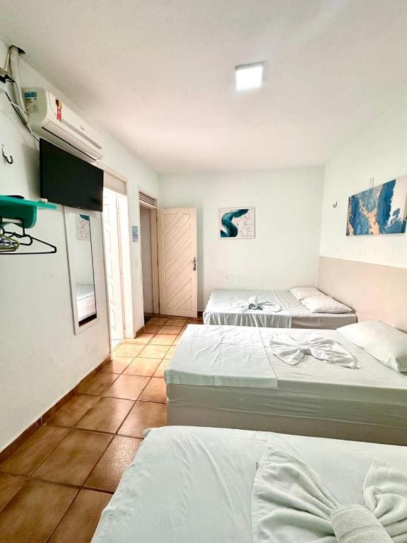 Family Room room - Image 1