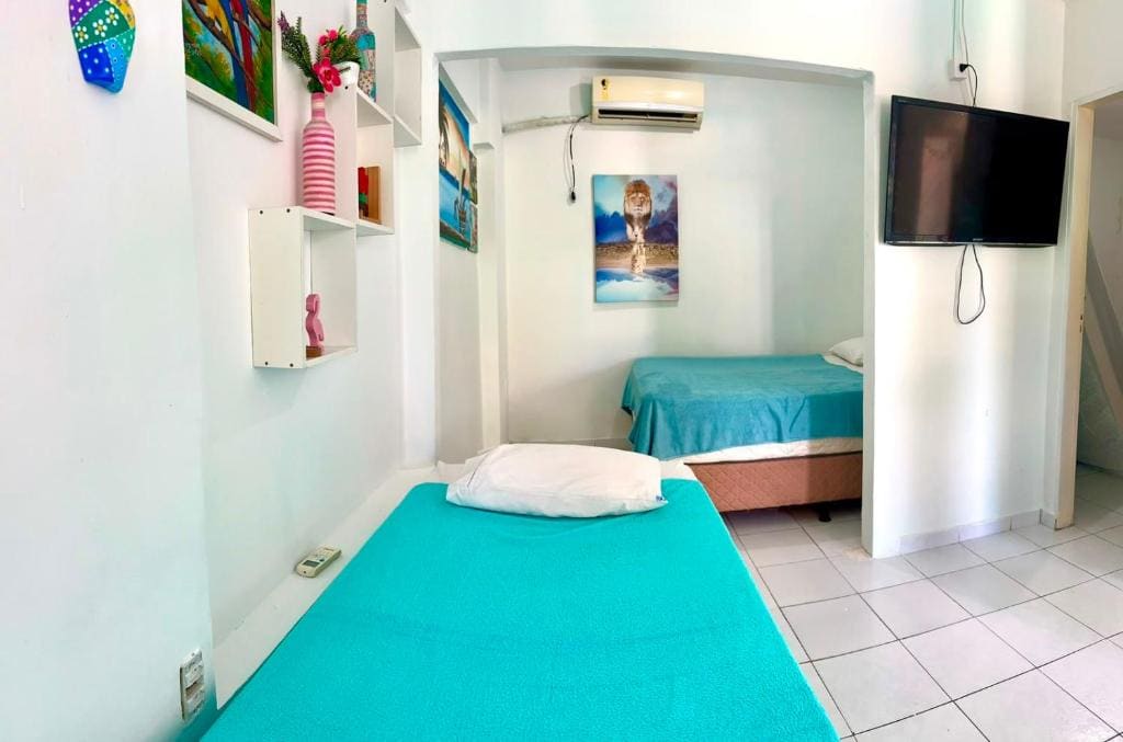 Standard Family Room room - Image 2