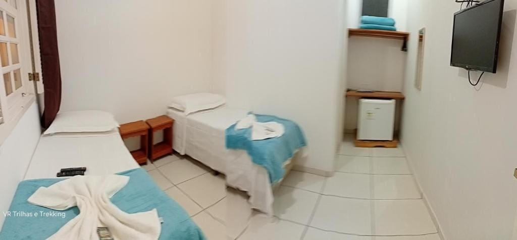 Double Room with Private Bathroom room - Image 3