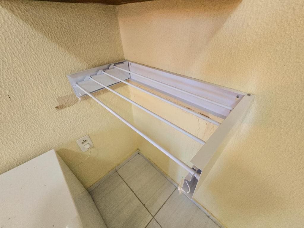 Comfort Triple Room with Shower room - Image 2