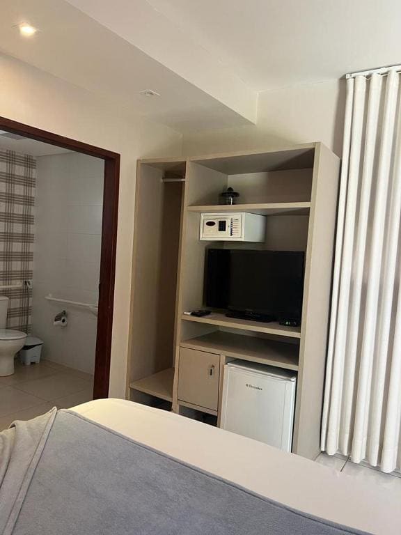 Queen Room - Disability Access room - Image 1