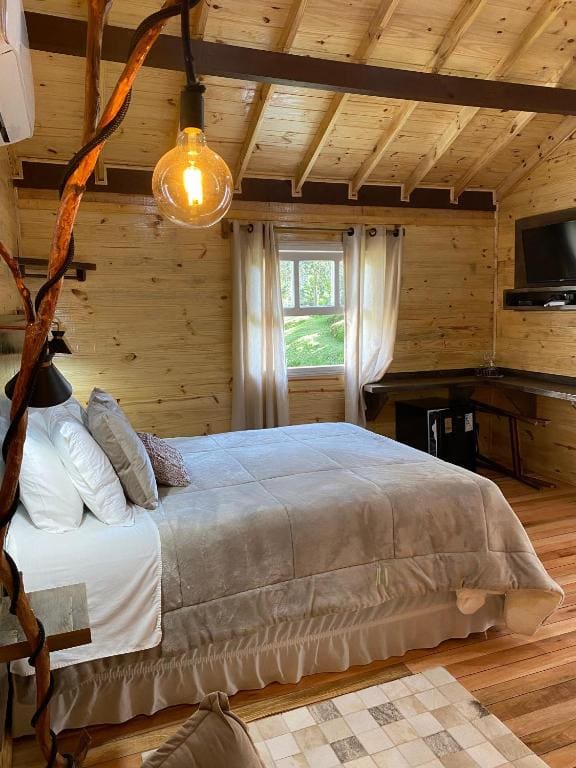 Two-Bedroom Chalet room - Image 3
