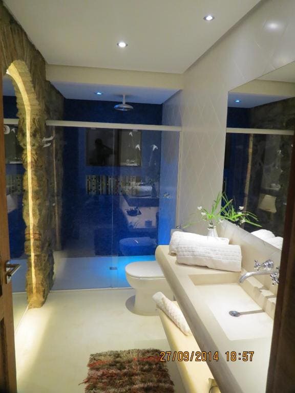 Standard Queen or Twin Room room - Image 1
