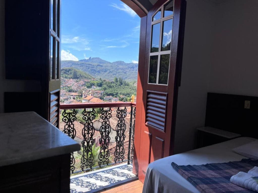 Deluxe Room room - Image 1