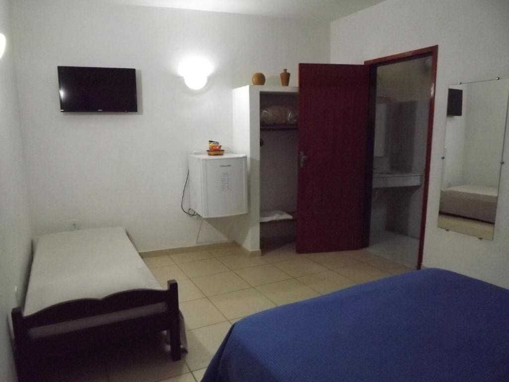 Double Room with Air Conditioning room - Image 2
