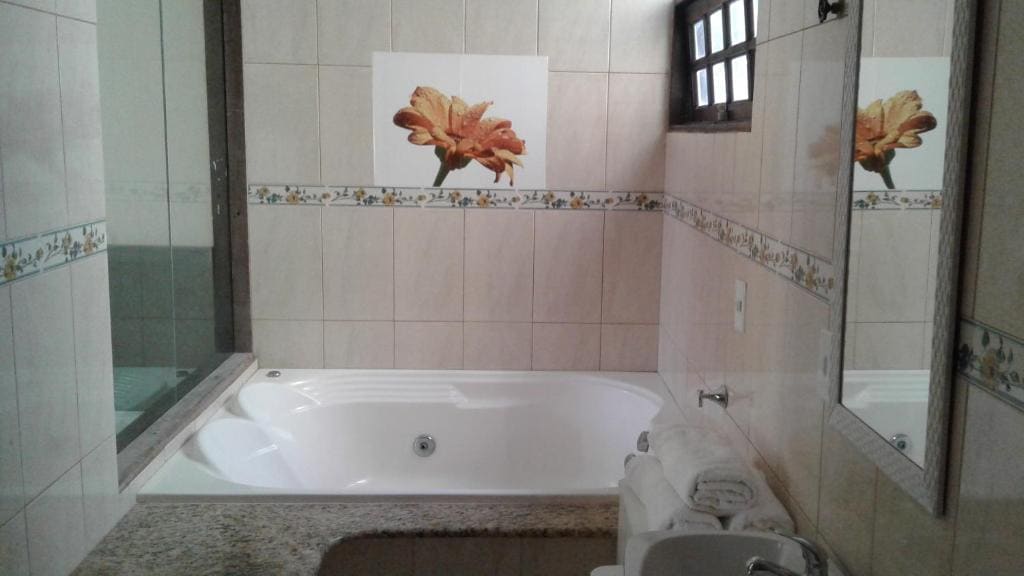 Quadruple Room with Bath room - Image 1