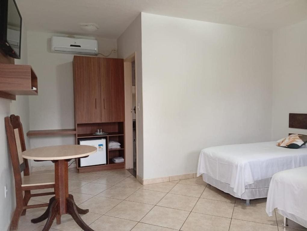 Budget Twin Room room - Image 1
