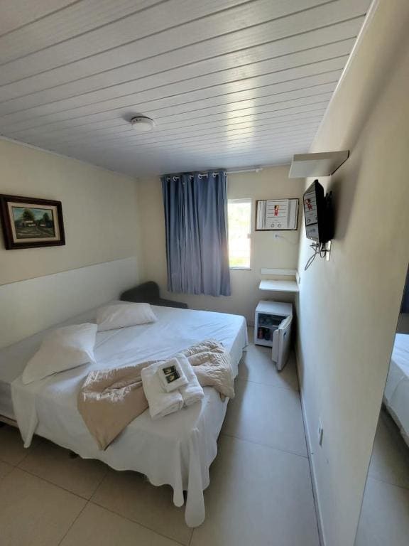 Large Double or Twin Room room - Image 1