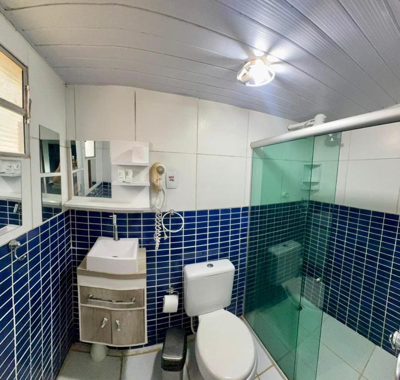 Standard Quadruple Room room - Image 2