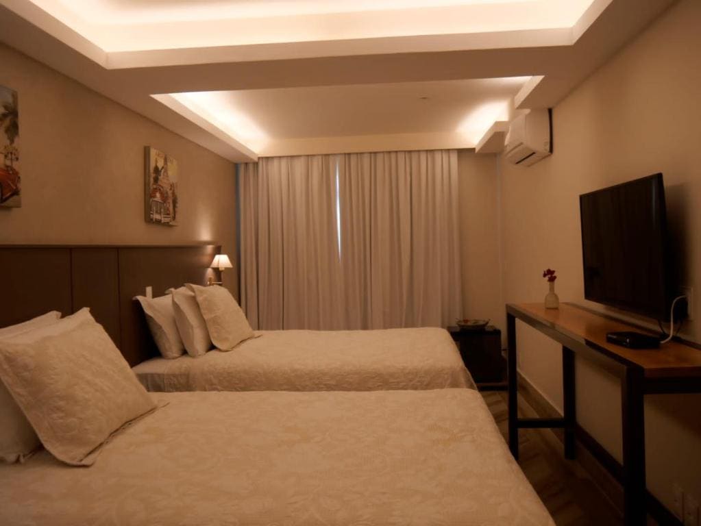Standard Triple Room room - Image 3
