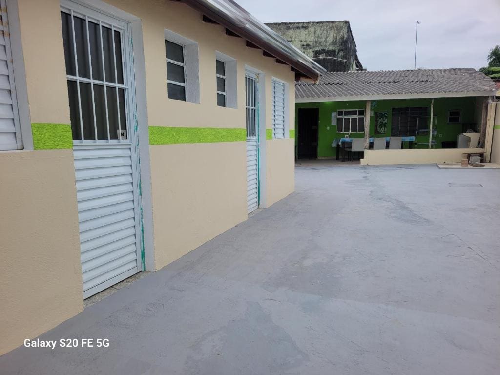Triple Room with Private Bathroom room - Image 1