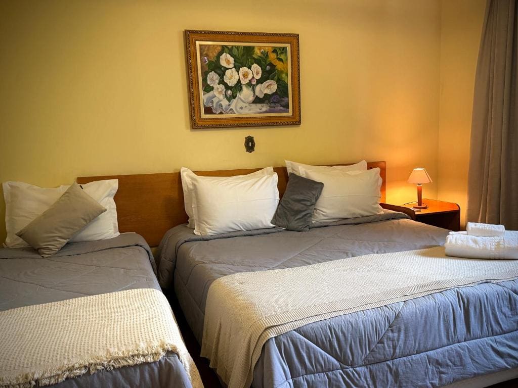 Deluxe Triple Room room - Image 2