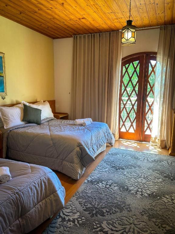 Quadruple Room room - Image 2