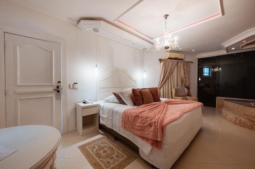 Superior Suite room - Image 1