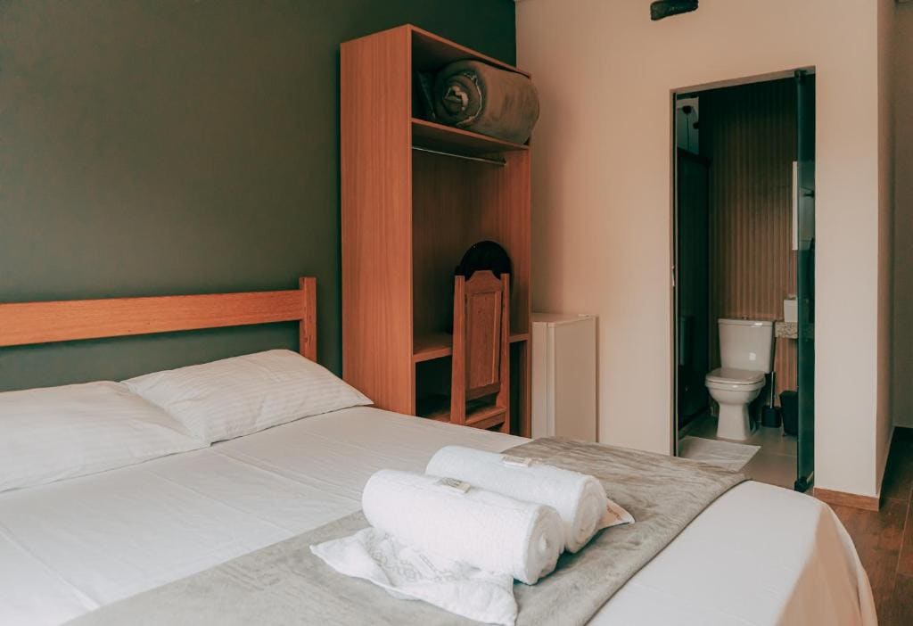 Suite room - Image 1