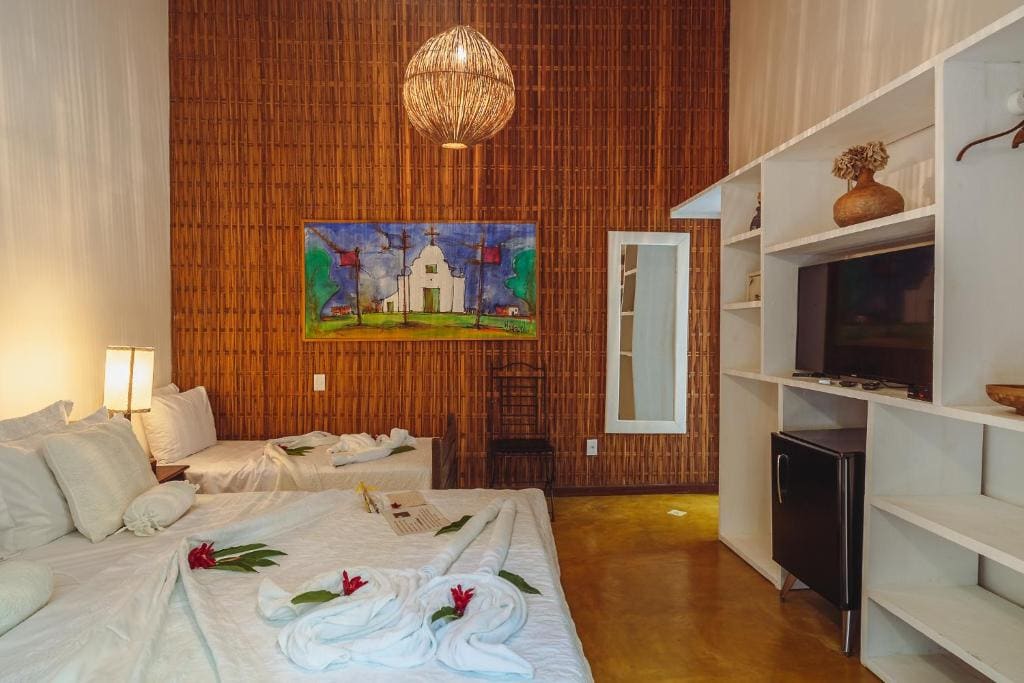 Triple Room with Balcony room - Image 1