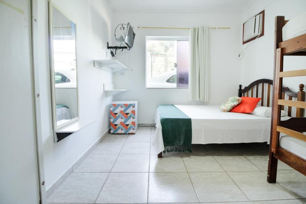 Quadruple Room room - Image 1