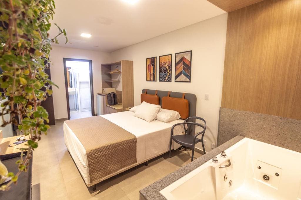 Deluxe Room room - Image 2