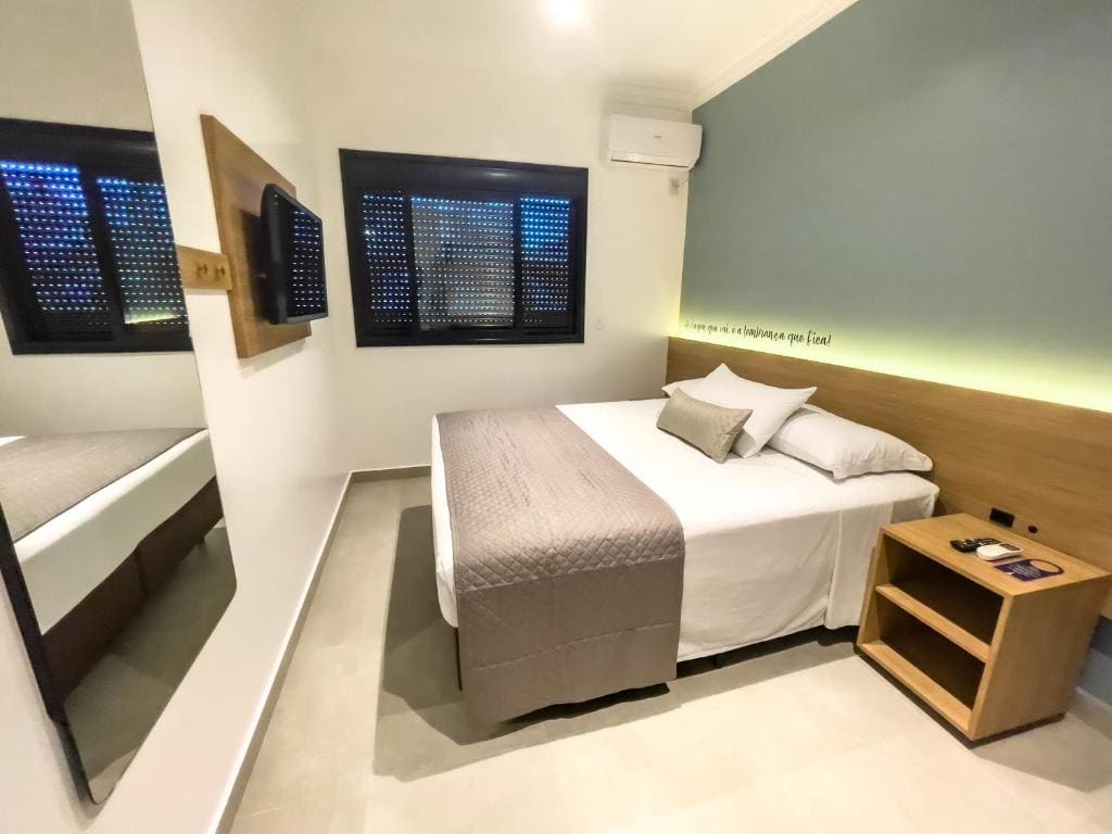 Standard Double Room room - Image 3
