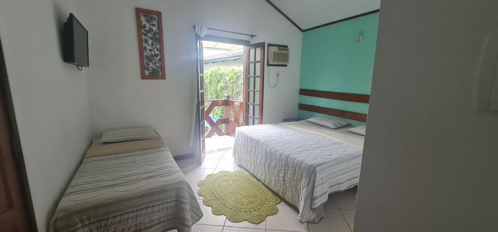 Comfort Triple Room room - Image 3