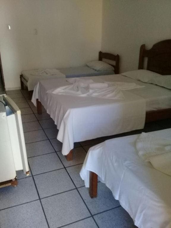 Quadruple Room room - Image 3