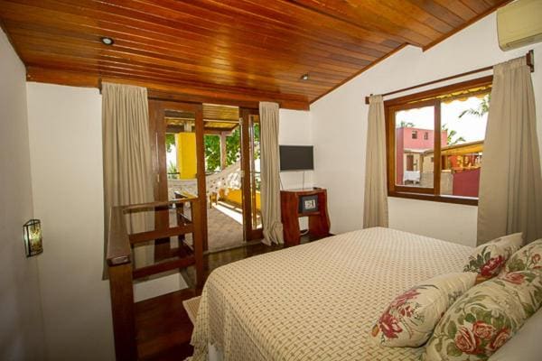 Deluxe Suite with Sea View room - Image 1