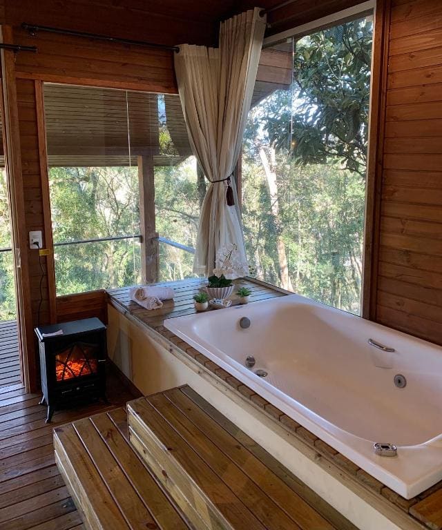 Superior Chalet room - Image 2