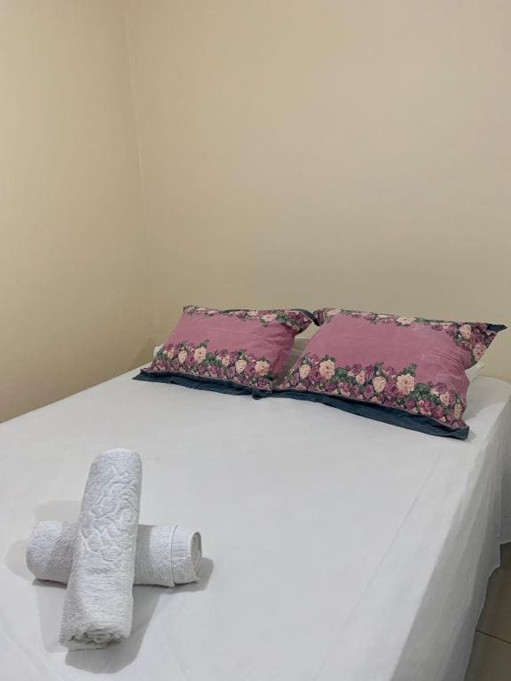 Double Room with Private Bathroom room - Image 1
