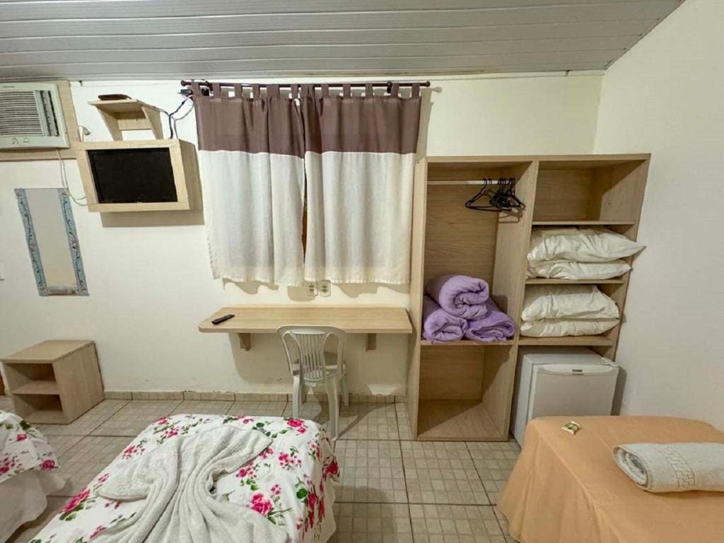 Deluxe Quadruple Room room - Image 1