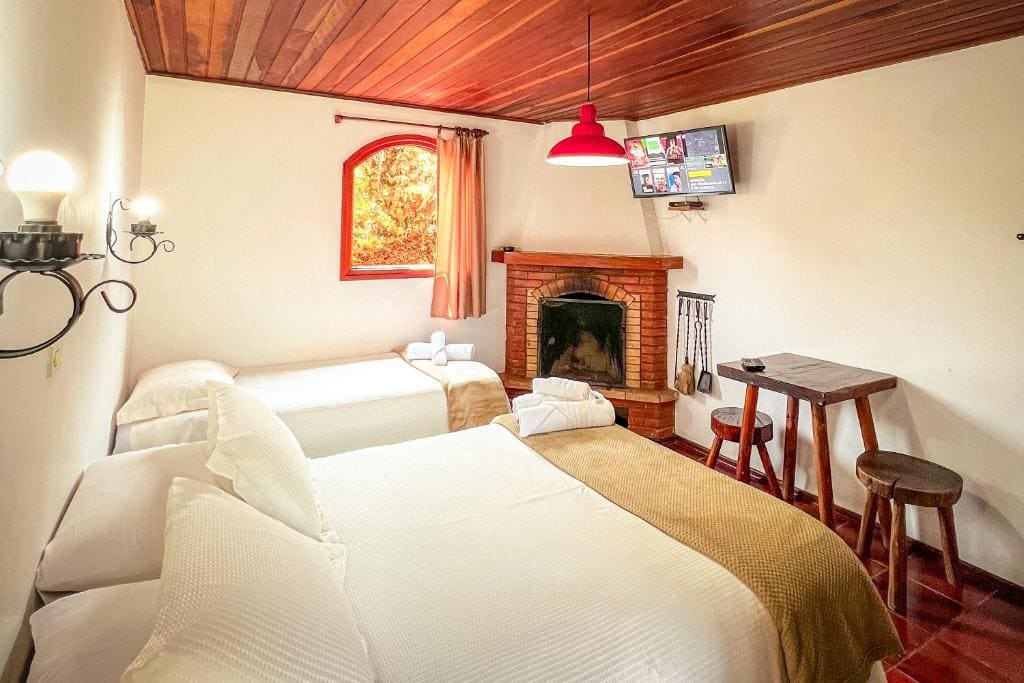 Standard Double Chalet room - Image 3