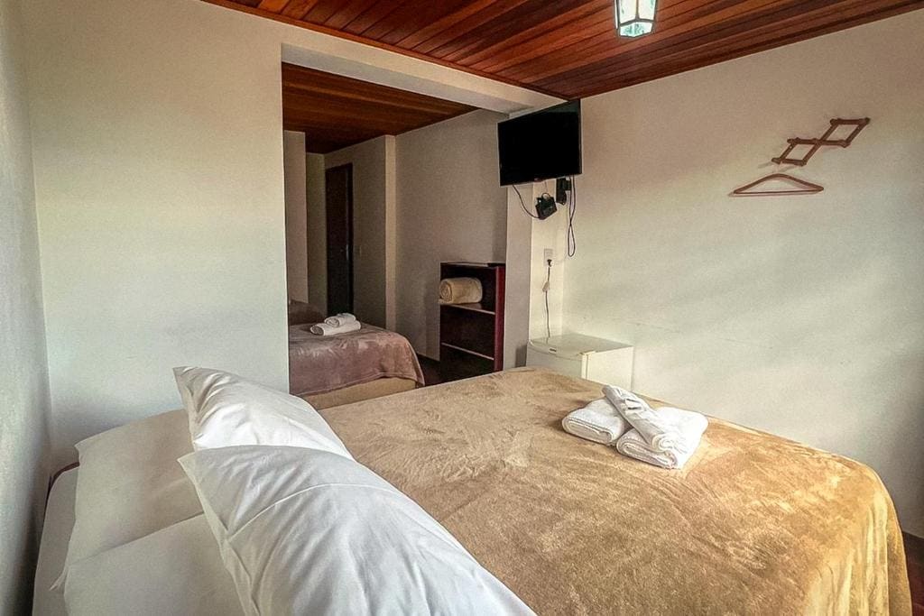 Family Room room - Image 2