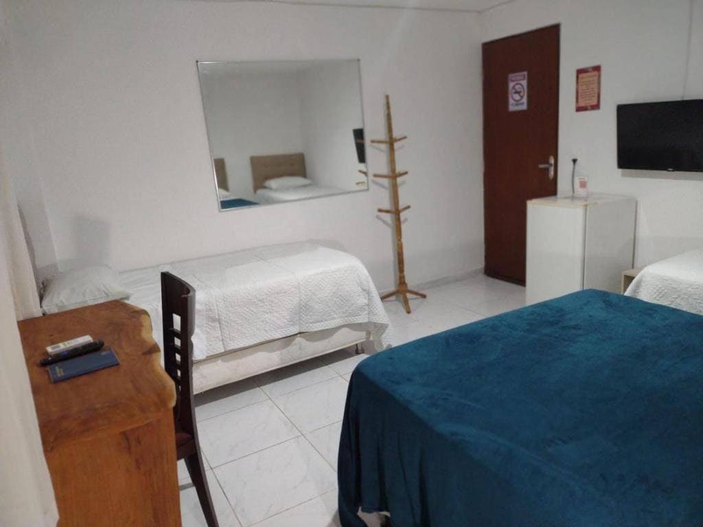 Quadruple Room room - Image 1