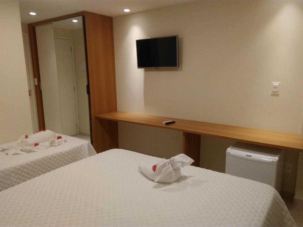 Superior Triple Room room - Image 1