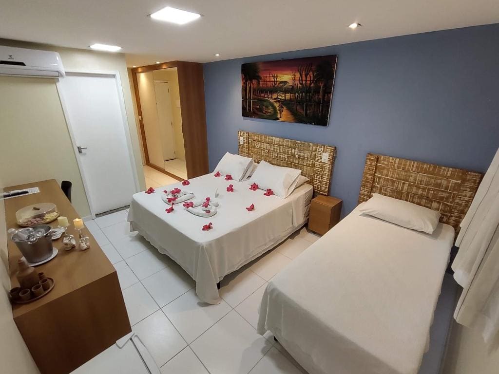 Triple Room with Sea View room - Image 2