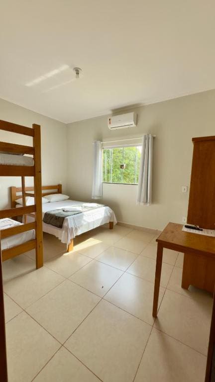 Comfort Quadruple Room room - Image 1
